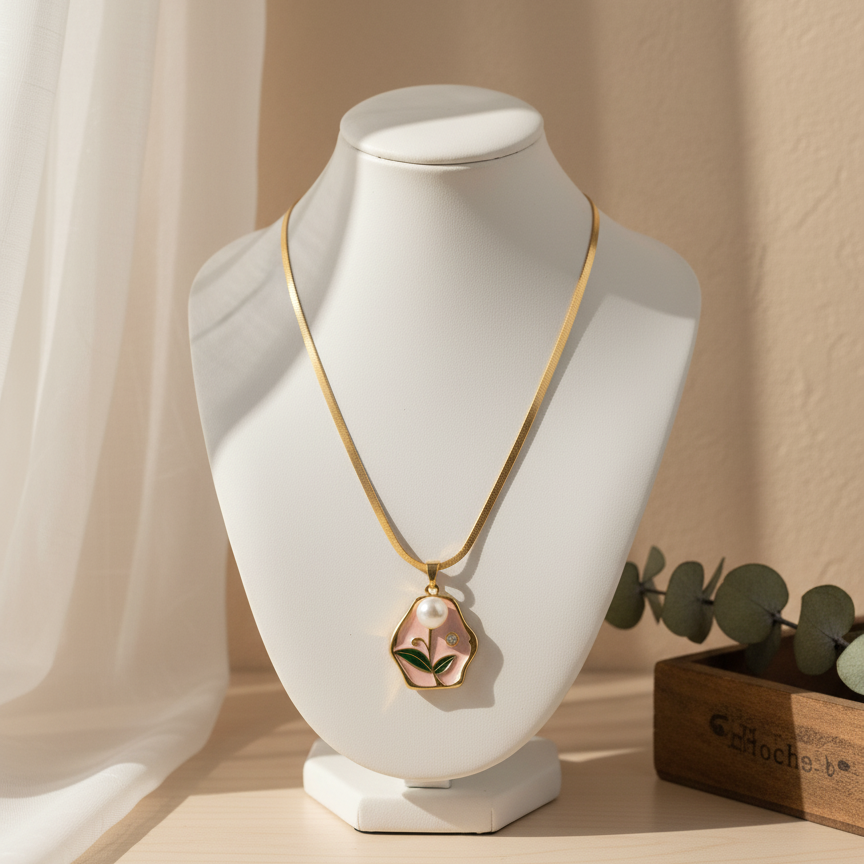 The Bloom Pearl Pendant Necklace