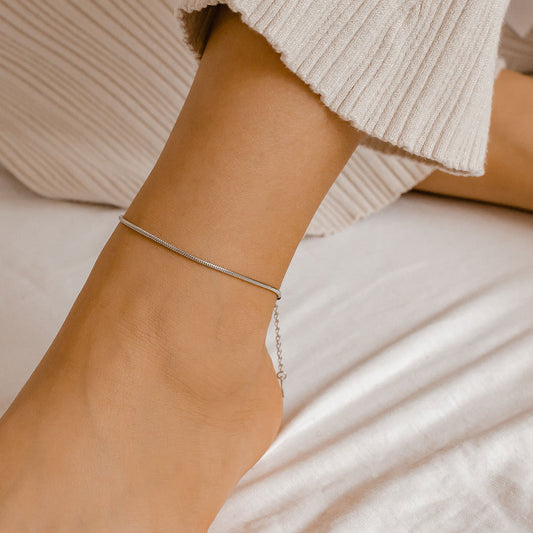Minimal Snake Anklet