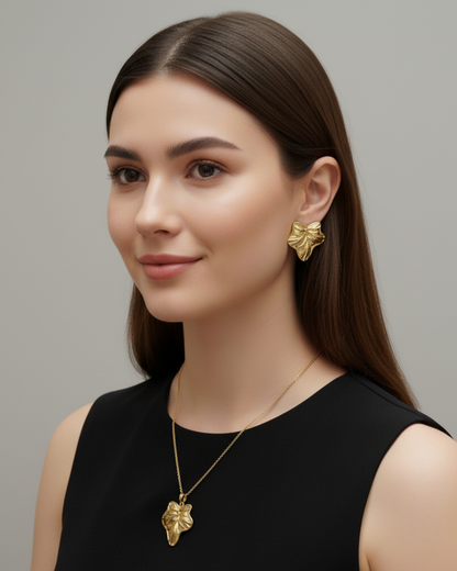 The Golden Ivy Leaf Jewelry Set | Necklace & Earrings