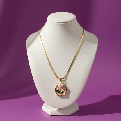 The Bloom Pearl Pendant Necklace